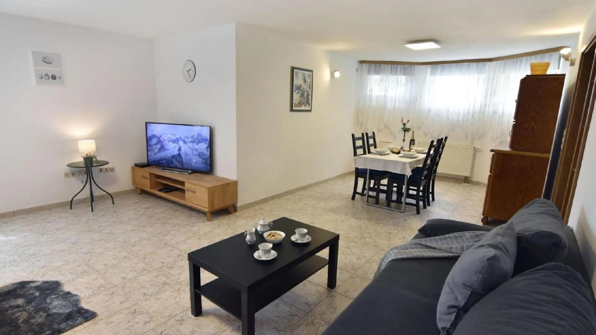 Geraeumige Kellerwohnung In Der Naehe Von Umag 0*,  Croatia